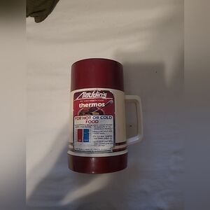1987 Aladdins food thermos